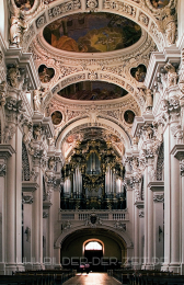 Dom